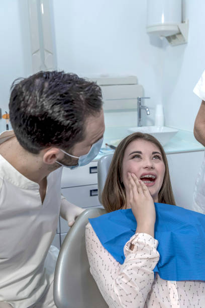 Best Dentist for Tooth Abscess  in Byrdstown, TN